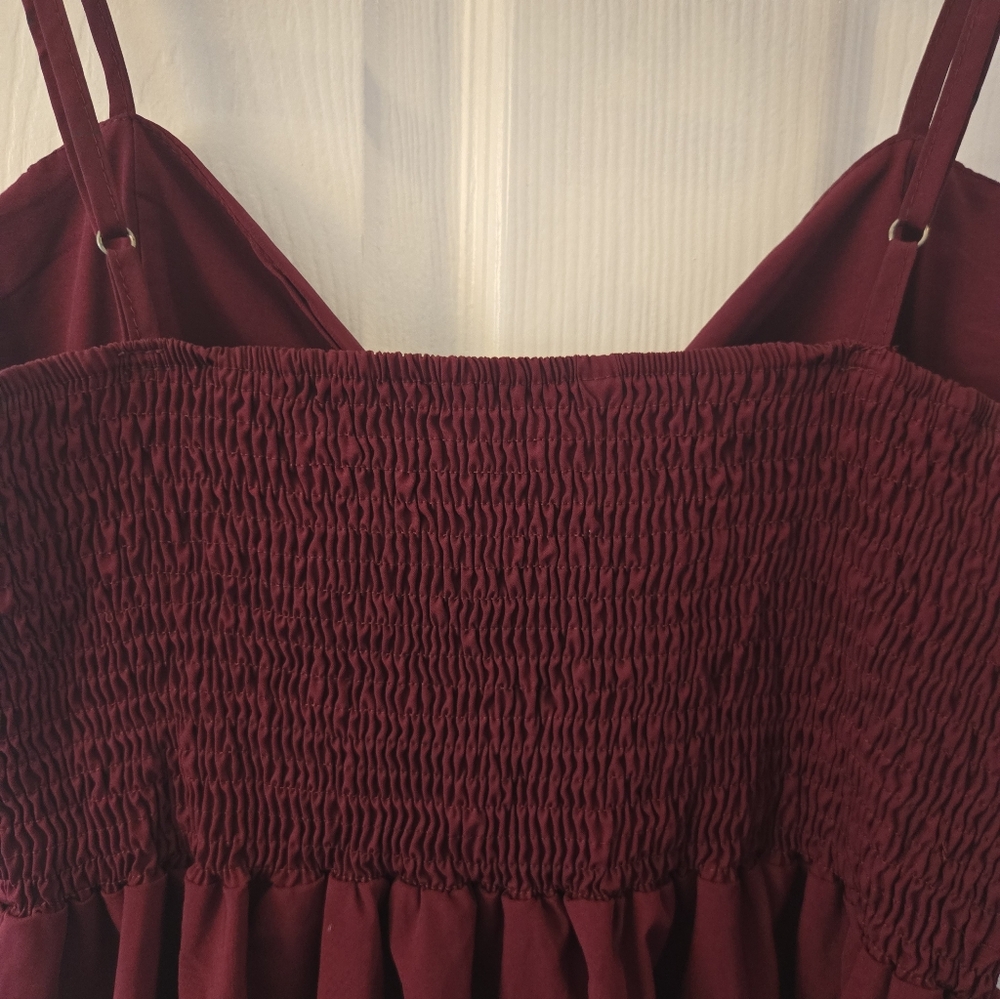 Women's Cropped Spaghetti Strap Top - Picture 8 of 9
